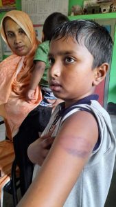 আহত শিক্ষার্থী